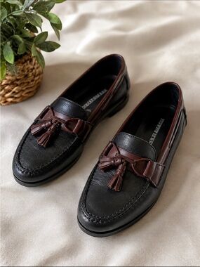 Men's Two-Tone Black and Brown Tassel Loafers